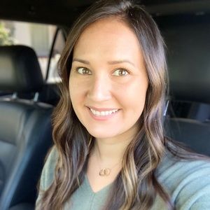 Meet your Posher, Whitney